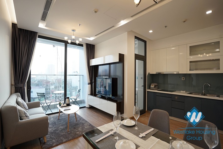 Beautiful 02 bedrooms for rent in Vinhome Metropolis, Lieu Giai St, Ba Dinh District